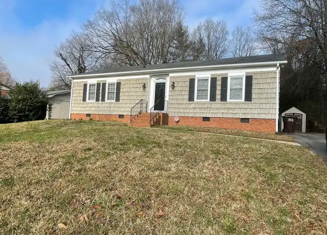 Property at 1104 Robin Hood Rd, High Point, NC, 27262, 3 beds, 2 baths, [object Object]