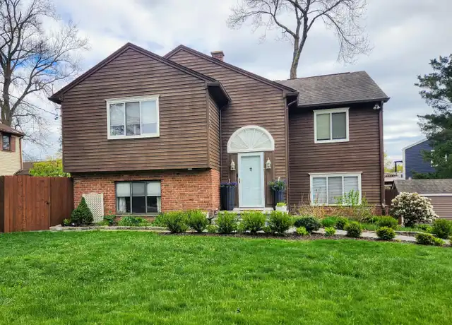 Property at 5 Saddle Rd, Norwalk, CT, 06851, 3 beds, 2.5 baths, [object Object]