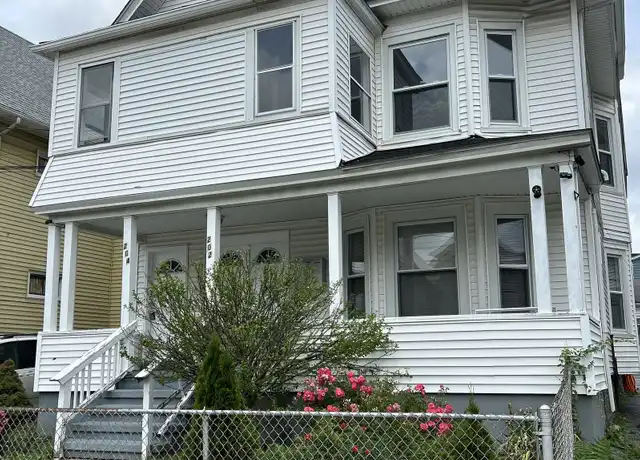 Property at 202 Parrott Ave, Bridgeport, CT, 06606, 3 beds, 1 bath, [object Object]