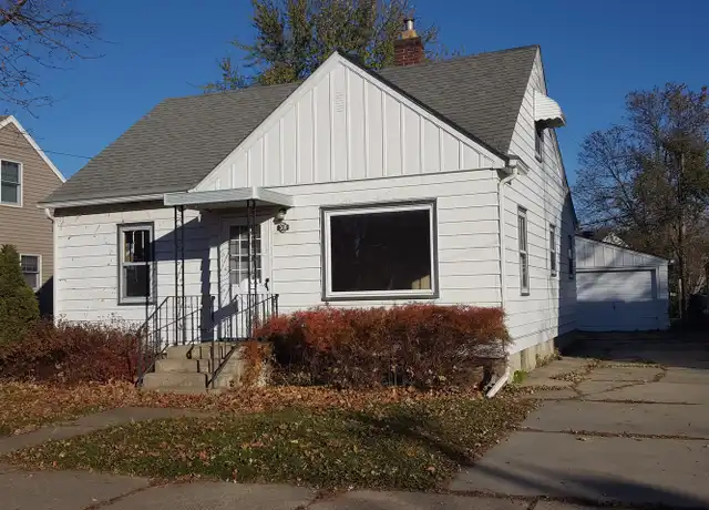 Property at 310 12th Ave SW, Austin, MN, 55912, 4 beds, 1 bath, [object Object]