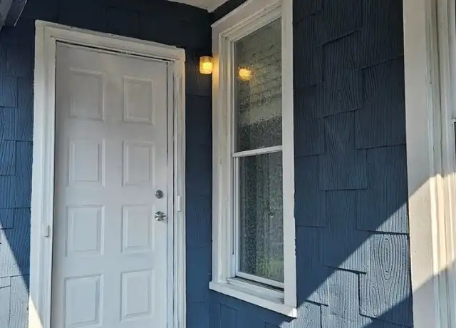 Property at 5 Whalin St Unit UP, Rochester, NY, 14620, 2 beds, 1 bath, [object Object]