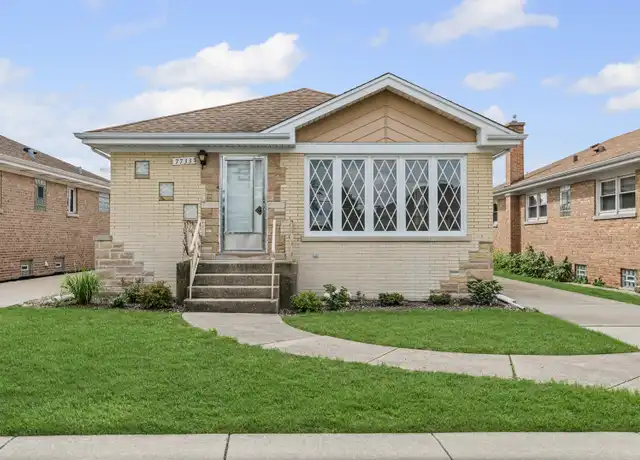 Property at 7733 W Wilson Ave, Norridge, IL, 60706, 3 beds, 2 baths, [object Object]