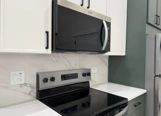 Property at 1455 Maple Ave Unit 204, Evanston, IL, 60201, 1 bed, 1.5 baths, [object Object]