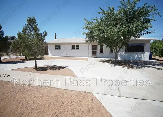 Property at 4573 Bobolink Way, El Paso, TX, 79922, 3 beds, 2.5 baths, [object Object]