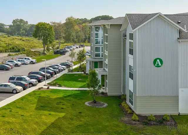Property at Waterford Woods - 384 Willetts Ave, Waterford, CT, 06385, 2 beds, 2 baths, [object Object]