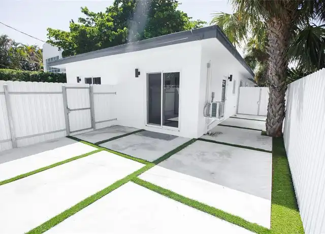 Property at 1112 NE 17th Ter Unit 4, Fort Lauderdale, FL, 33304, 1 bed, 1 bath, [object Object]