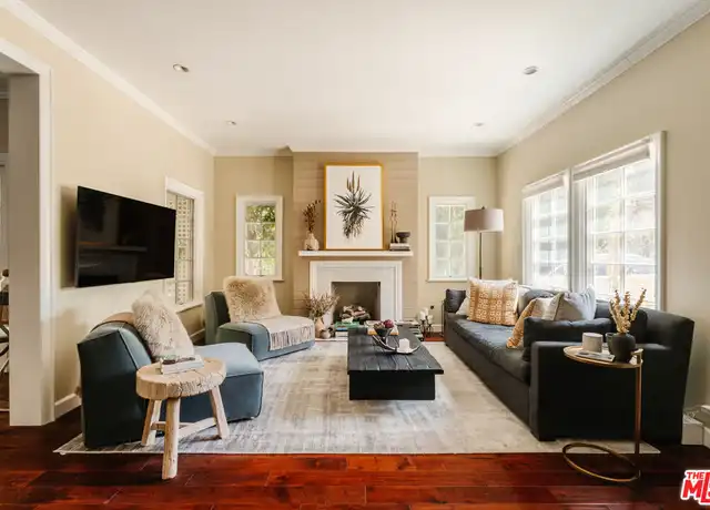 Property at 829 S Stanley Ave, Los Angeles, CA, 90036, 1 bed, 1 bath, [object Object]