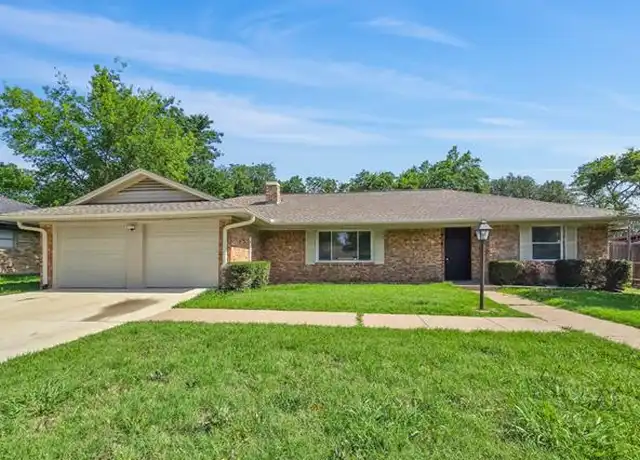 Property at 706 Finland St, Grand Prairie, TX, 75050, 3 beds, 2 baths, [object Object]