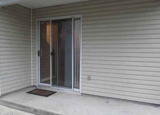Property at 136 Beach Dr, Fort Walton Beach, FL, 32547, 3 beds, 2.5 baths, [object Object]