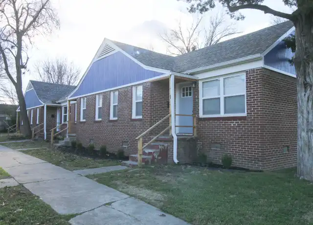 Property at 2018 E 12th St Unit 2, Tulsa, OK, 74104, 1 bed, 1 bath, [object Object]