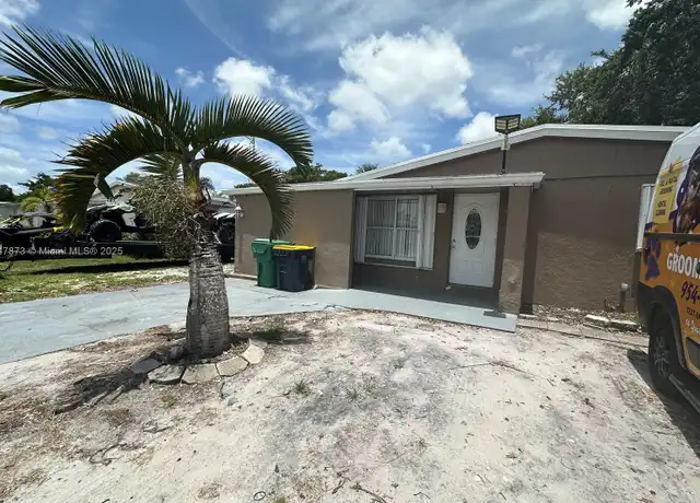 Property at 4041 SW 50th St, Fort Lauderdale, FL, 33314, 3 beds, 1 bath, [object Object]