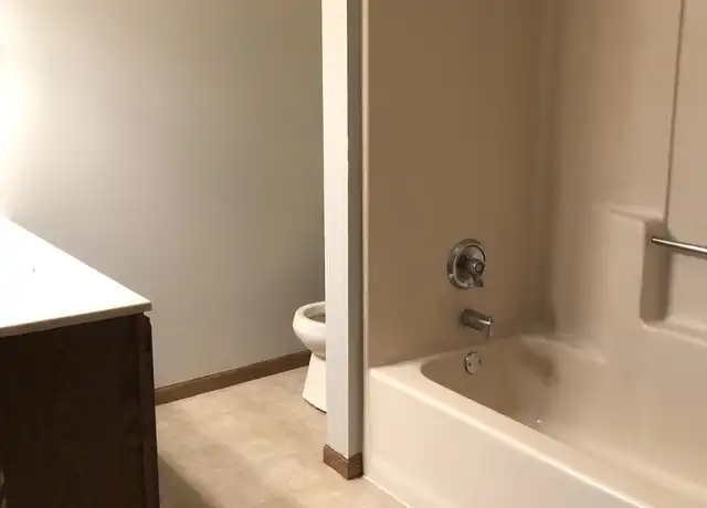 Property at 233 Cherokee Rd Unit 9, Beaver Dam, WI, 53916, 2 beds, 1 bath, [object Object]