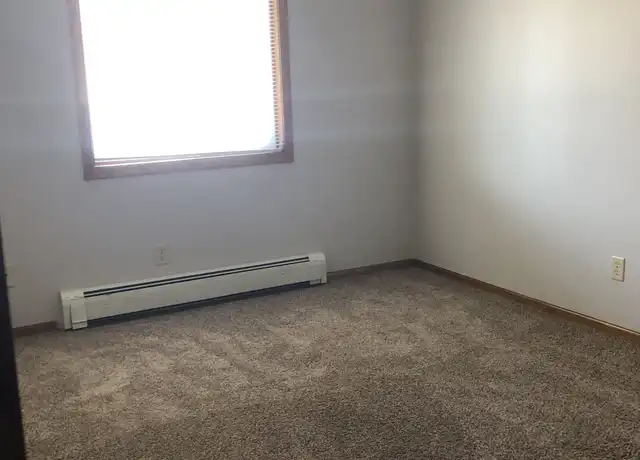 Property at 233 Cherokee Rd Unit 9, Beaver Dam, WI, 53916, 2 beds, 1 bath, [object Object]