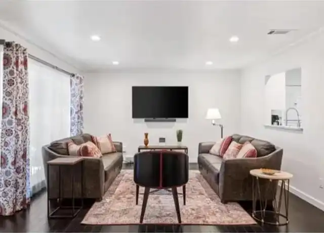 Property at 3545 Northwest Pkwy, Dallas, TX, 75225, 3 beds, 2 baths, [object Object]