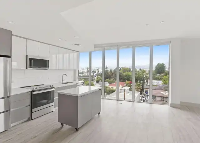 Property at La Vida Melrose - 4864 Melrose Ave, Los Angeles, CA, 90029, 2 beds, 2 baths, [object Object]