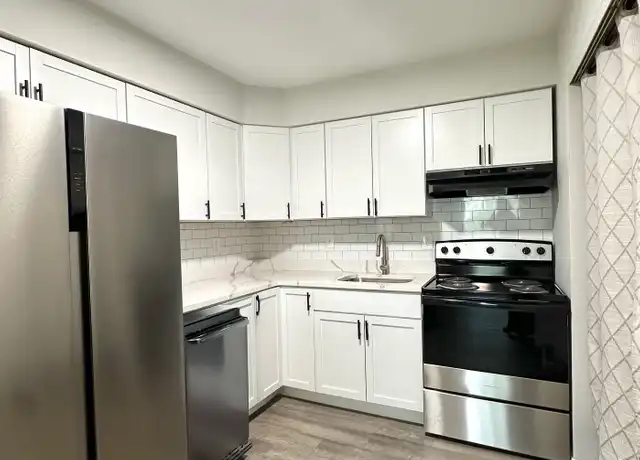 Property at 9441 Green Park Gardens Dr Unit F, St. Louis, MO, 63123, 2 beds, 2 baths, [object Object]