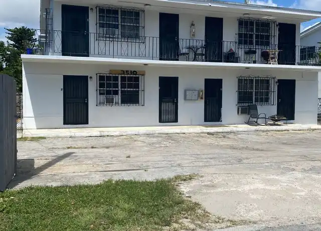 Property at 7520 NE Miami Ct Unit 7520 (Top Left), Miami, FL, 33138, 1 bed, 1 bath, [object Object]