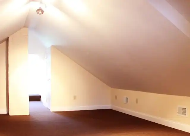 Property at 22 Peru St Unit 1, Burlington, VT, 05401, 3 beds, 1 bath, [object Object]