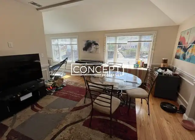 Property at 614 Main St, Medford, MA, 02155, 3 beds, 2 baths, [object Object]