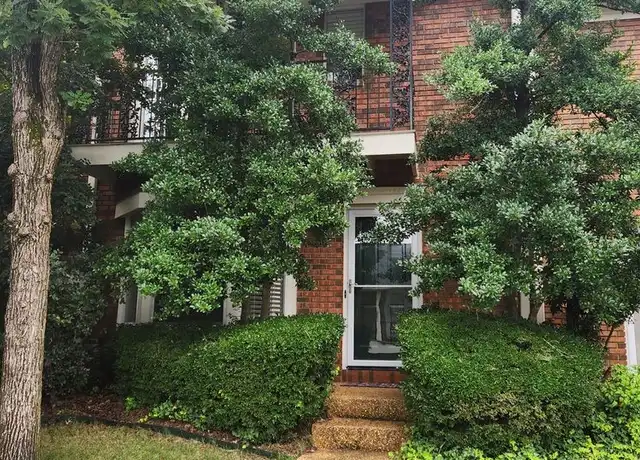 Property at 1730 Bienville St, Tuscaloosa, AL, 35406, 2 beds, 2.5 baths, [object Object]