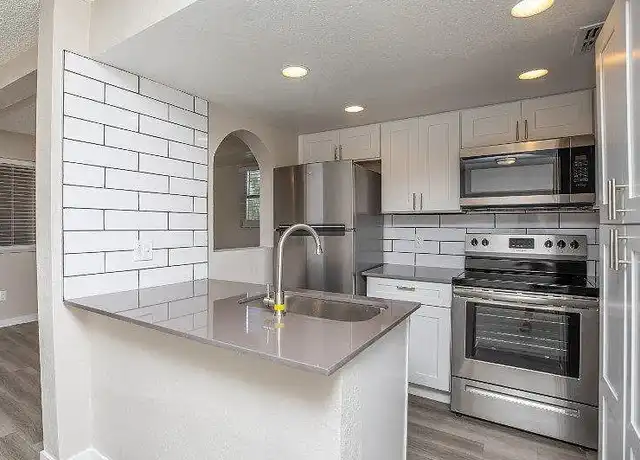 Property at Augustine at Glendale - 4141 W Glendale Ave, Phoenix, AZ, 85051, 0-2 beds, 1-2 bath, [object Object]
