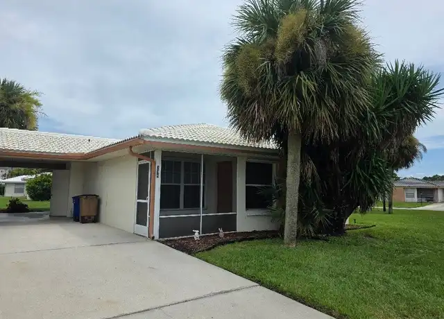 Property at 204 Oakmont Pkwy, Lehigh Acres, FL, 33936, 2 beds, 2 baths, [object Object]