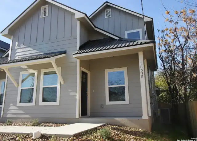 Property at 1007 Mission Dr Unit B, New Braunfels, TX, 78130, 3 beds, 2 baths, [object Object]