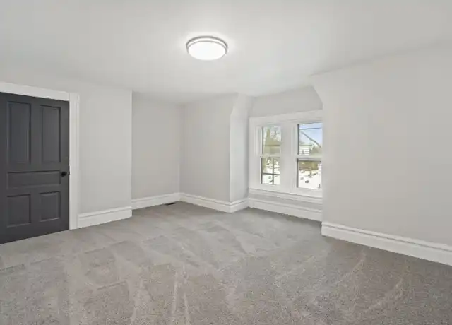Property at 4546 Penn Ave Unit 2, Pittsburgh, PA, 15224, 3 beds, 1 bath, [object Object]