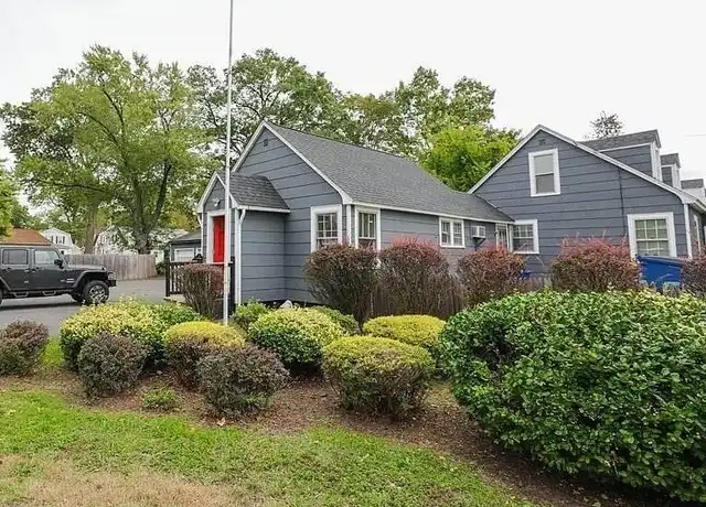 Property at 5 Barber St, Springfield, MA, 01109, 4 beds, 1.5 baths, [object Object]