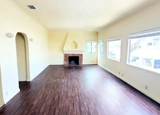Property at 3916 Highland Ave, Manhattan Beach, CA, 90266, 3 beds, 2 baths, [object Object]