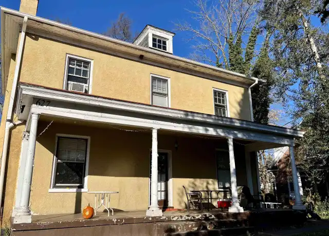 Property at 627 Cabell Ave Unit D, Charlottesville, VA, 22903, 2 beds, 1 bath, [object Object]
