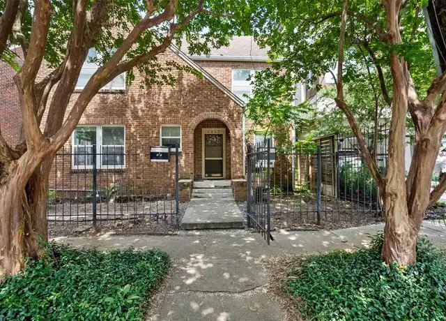 Property at 1812 Stanford St Unit 1, Houston, TX, 77006, 2 beds, 1 bath, [object Object]