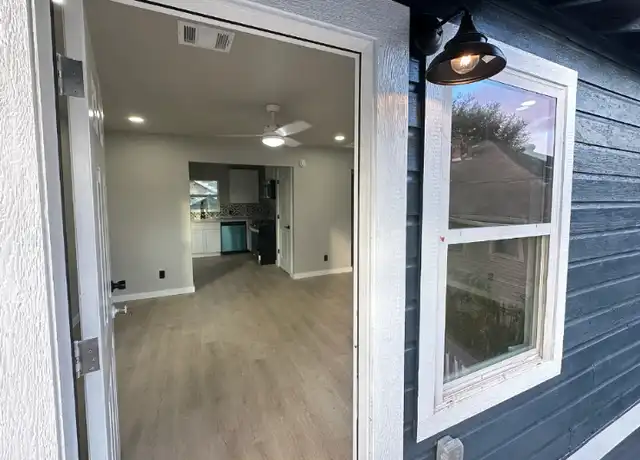 Property at 4209 Walker St Unit 4, Houston, TX, 77023, 2 beds, 1 bath, [object Object]
