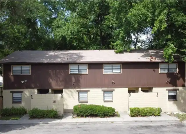 Property at 915 SW 61st St Unit B, Gainesville, FL, 32607, 2 beds, 1.5 baths, [object Object]