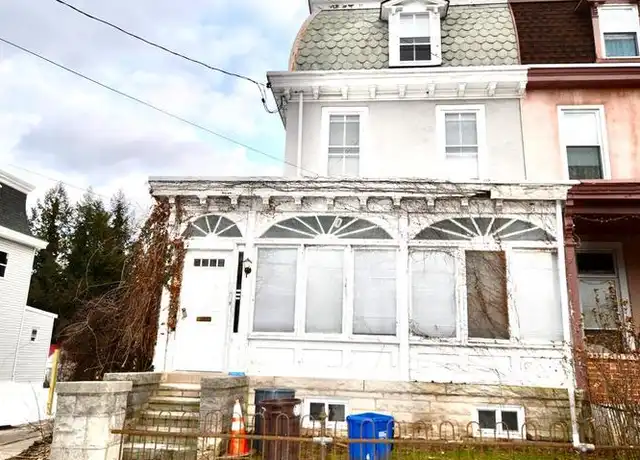 Property at 38 W Seymour St Unit 3, Philadelphia, PA, 19144, 1 bed, 1 bath, [object Object]