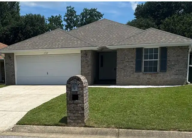Property at 6562 Tampa Dr, Pensacola, FL, 32526, 3 beds, 2 baths, [object Object]