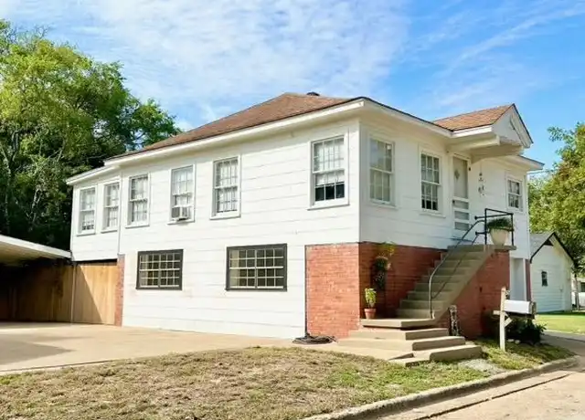 Property at 605 Runnels Ave Unit A, Crockett, TX, 75835, 2 beds, 1 bath, [object Object]