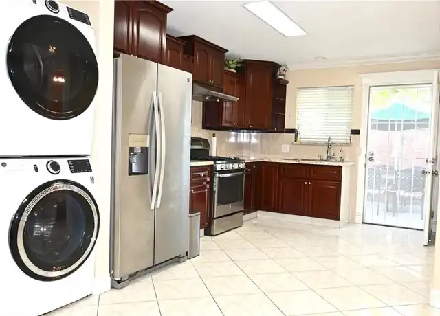 Property at 11941 Faye Ave, Garden Grove, CA, 92840, 2 beds, 1 bath, [object Object]