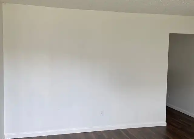 Property at 2400 Ashe Rd Unit D, Bakersfield, CA, 93309, 2 beds, 1 bath, [object Object]