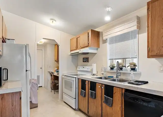 Property at 5717 Fairfax Ln, Boise, ID, 83714, 2 beds, 2 baths, [object Object]