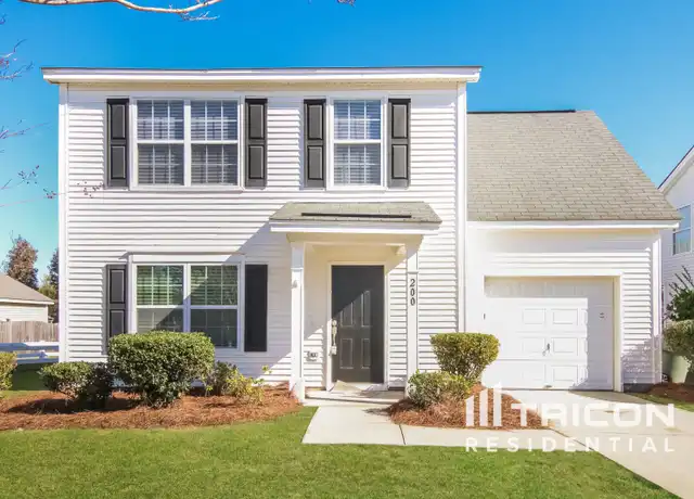 Property at 200 E Lake Trl, Columbia, SC, 29209, 3 beds, 2.5 baths, [object Object]
