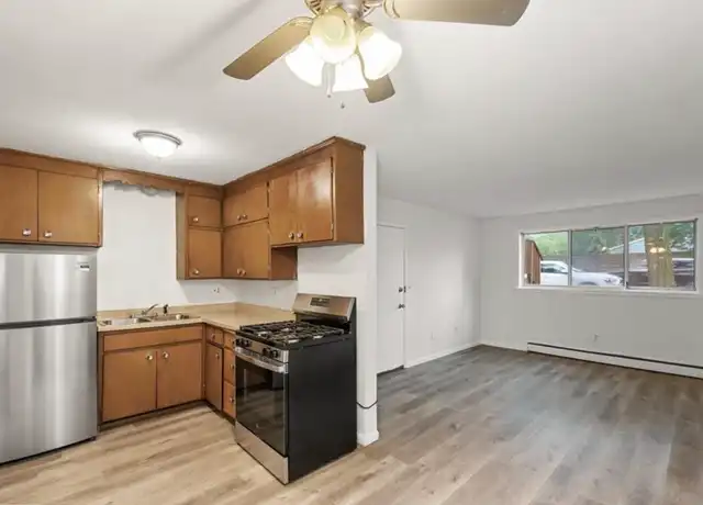 Property at 2818 E 31st St Unit 2, Minneapolis, MN, 55406, 1 bed, 1 bath, [object Object]