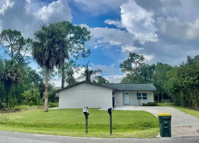 Property at 932 Grogan Ave, Sebring, FL, 33875, 3 beds, 2 baths, [object Object]
