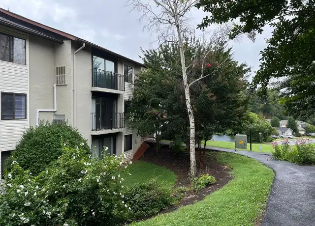 Property at 29 Spring Ct, Charlottesville, VA, 22901, 2 beds, 1.5 baths, [object Object]