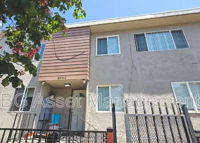 Property at 2223 Bonar St Unit A, Berkeley, CA, 94702, 3 beds, 1 bath, [object Object]