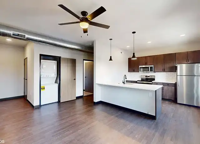 Property at 151 Lofts - 151 1st Ave SW, Cedar Rapids, IA, 52404, 2 beds, 1 bath, [object Object]