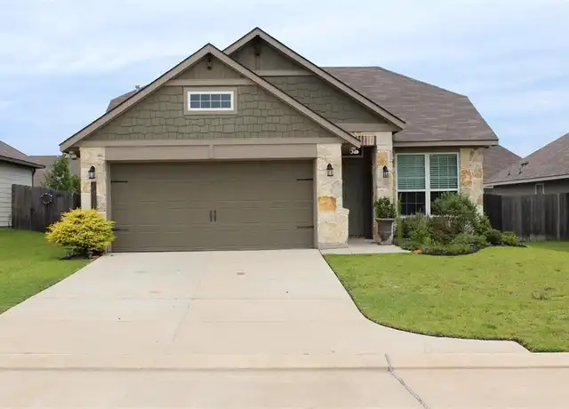 Property at 1011 Old Vine Rd, Brenham, TX, 77833, 3 beds, 2 baths, [object Object]