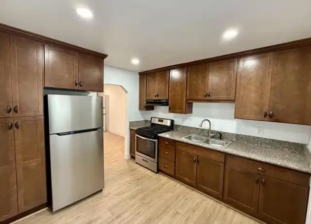 Property at 220 S 35th St Unit 2, San Diego, CA, 92113, 2 beds, 1 bath, [object Object]