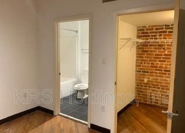 Property at 1318 W Broad St Unit 404, Richmond, VA, 23220, 1 bed, 1 bath, [object Object]