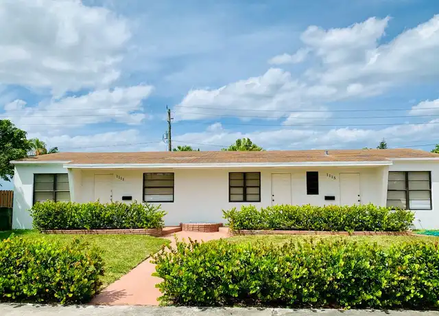Property at 1115 NE 10th St #2, Hallandale Beach, FL, 33009, 0 beds, 1 bath, [object Object]